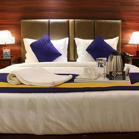 Oyo 662 Hotel Comfotel Calcutta Extérieur photo
