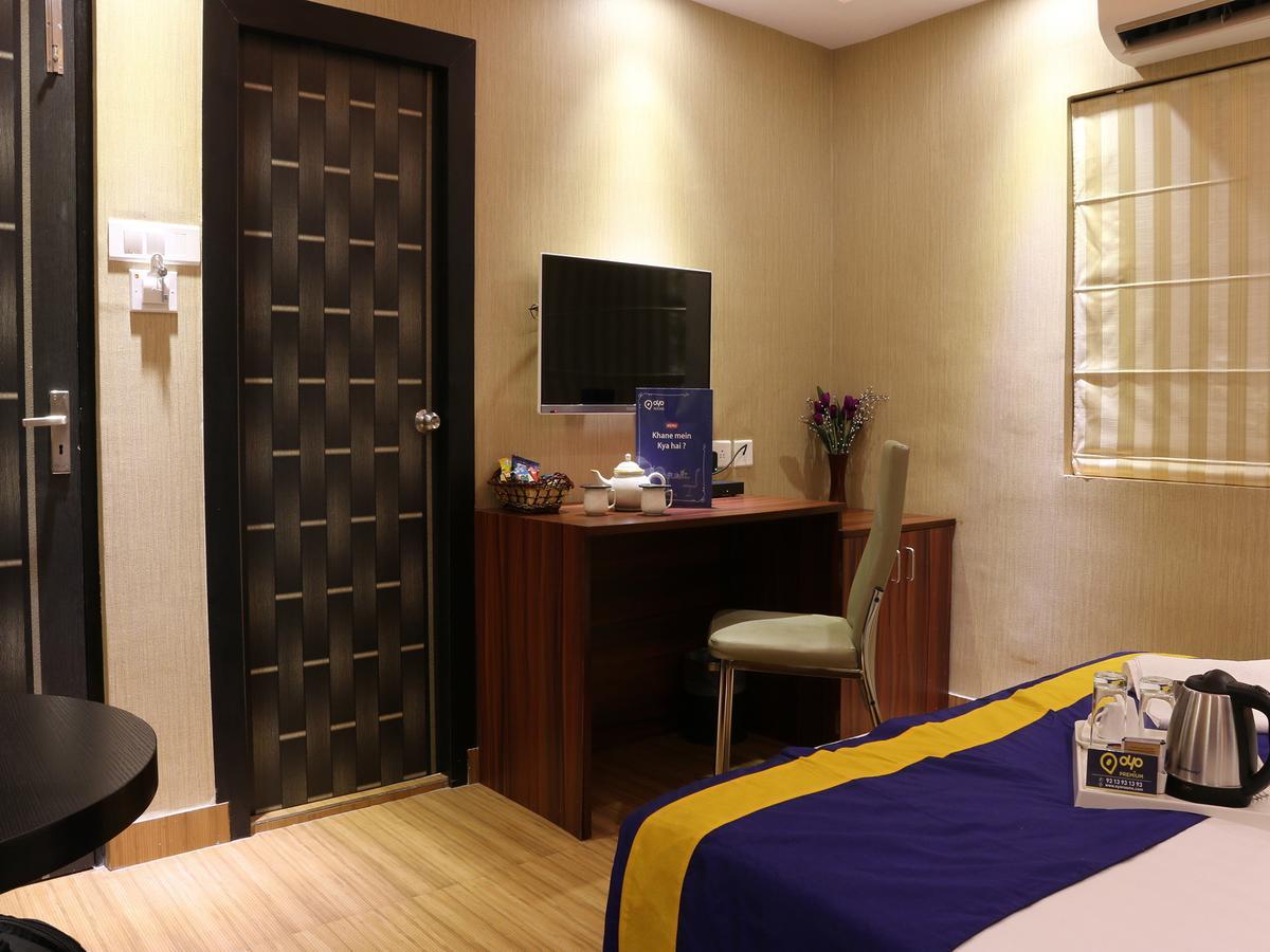Oyo 662 Hotel Comfotel Calcutta Extérieur photo